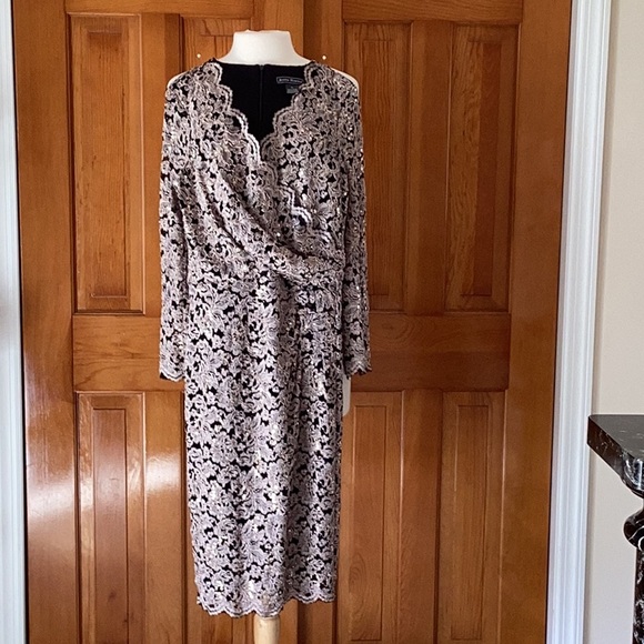 Vintage Jessica Howard Size 10 Ladies Party $ Holiday Dress.  Sequins and Lace. - Picture 16 of 16